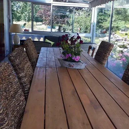 D'hotes Les 4 Vents Bed & Breakfast Yzengremer