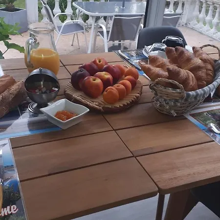 D'hôtes Les 4 Vents Couette-café Yzengremer